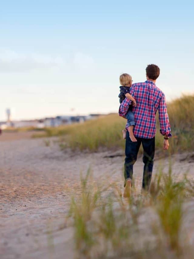 Do the Majority of Americans Live Paycheck to Paycheck? story