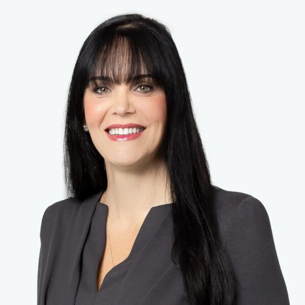 Headshot of Erin D. Eiras, CPFA®, CEPA®