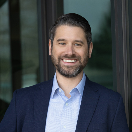 Headshot of Dwight Dettloff, CPA/PFS, CFP®