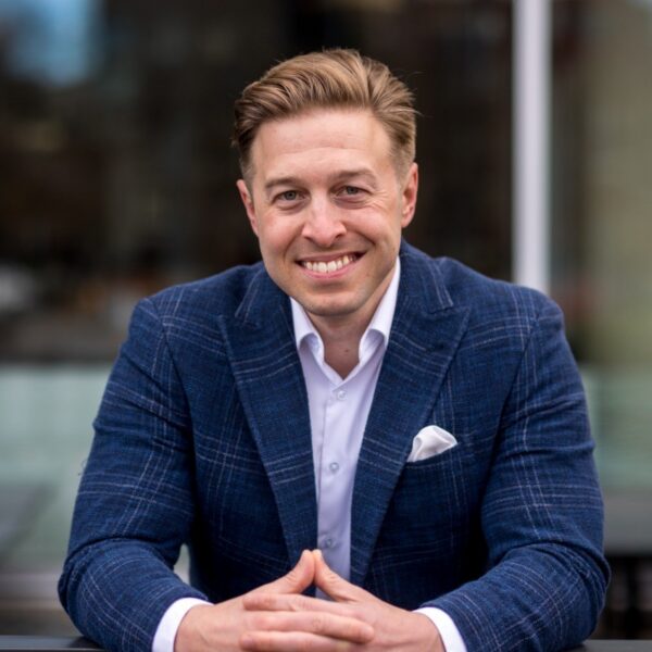 Headshot of Dwayne Reinike, CFP®, ChFC®