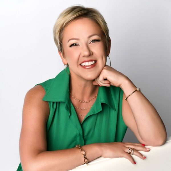Headshot of Nicole Milone, RICP®